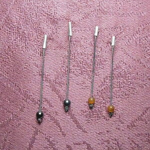 100 / Hematite beads or glass earrings with silver chain and upper part, Silver 925 / Σκουλαρίκια από χάντρες αιματίτη ή γυαλί με ασημένιο αλυσιδάκι και άνω στέλεχος